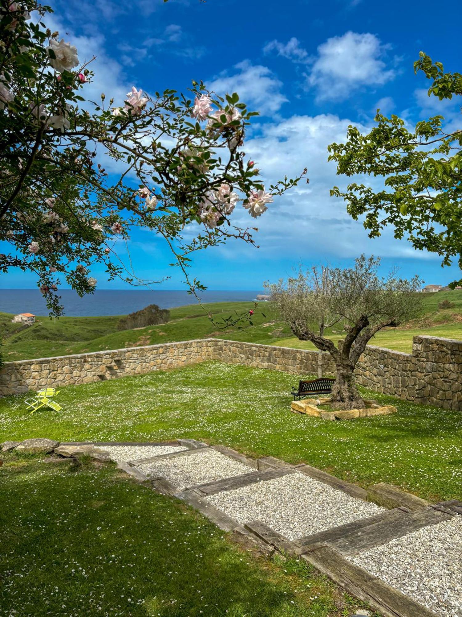 Villa Suances Tagle Buitenkant foto
